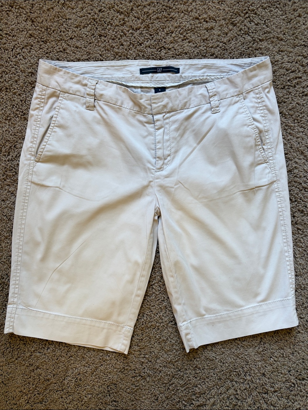 GAP Women's Cream Chino Bermuda Shorts